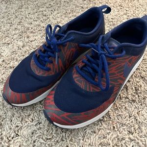Nike navy maroon sneakers